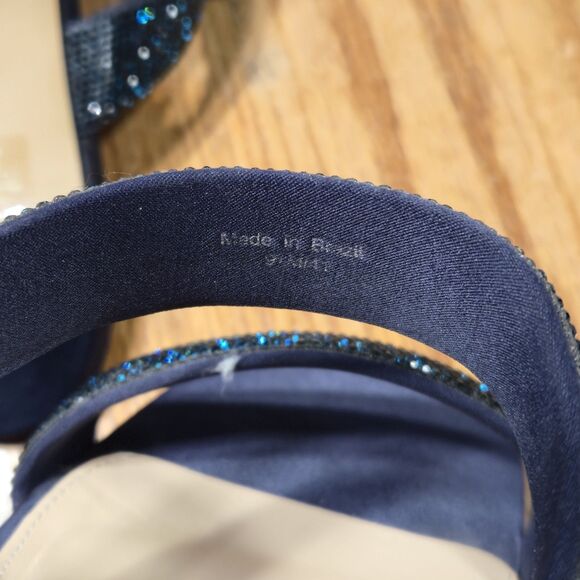 Vince Camuto Magaly Women Size 9.5M Embellished Block Heel Brazilian Made Sandal - Picture 8 of 8